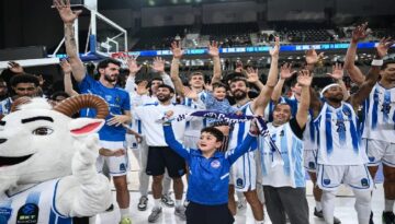 Türk Telekom, Roma’yı son çeyrekte yaktı. Galatasaray berbat başladı. Yukatel Denizli’den tarihi sonuç