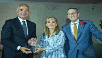 Türk turizminin başarısı memleketler arası mükafatla taçlandı