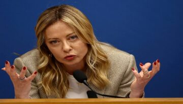 Yapay zekayla uğraş. Meloni, sesini marka olarak tescilleyecek